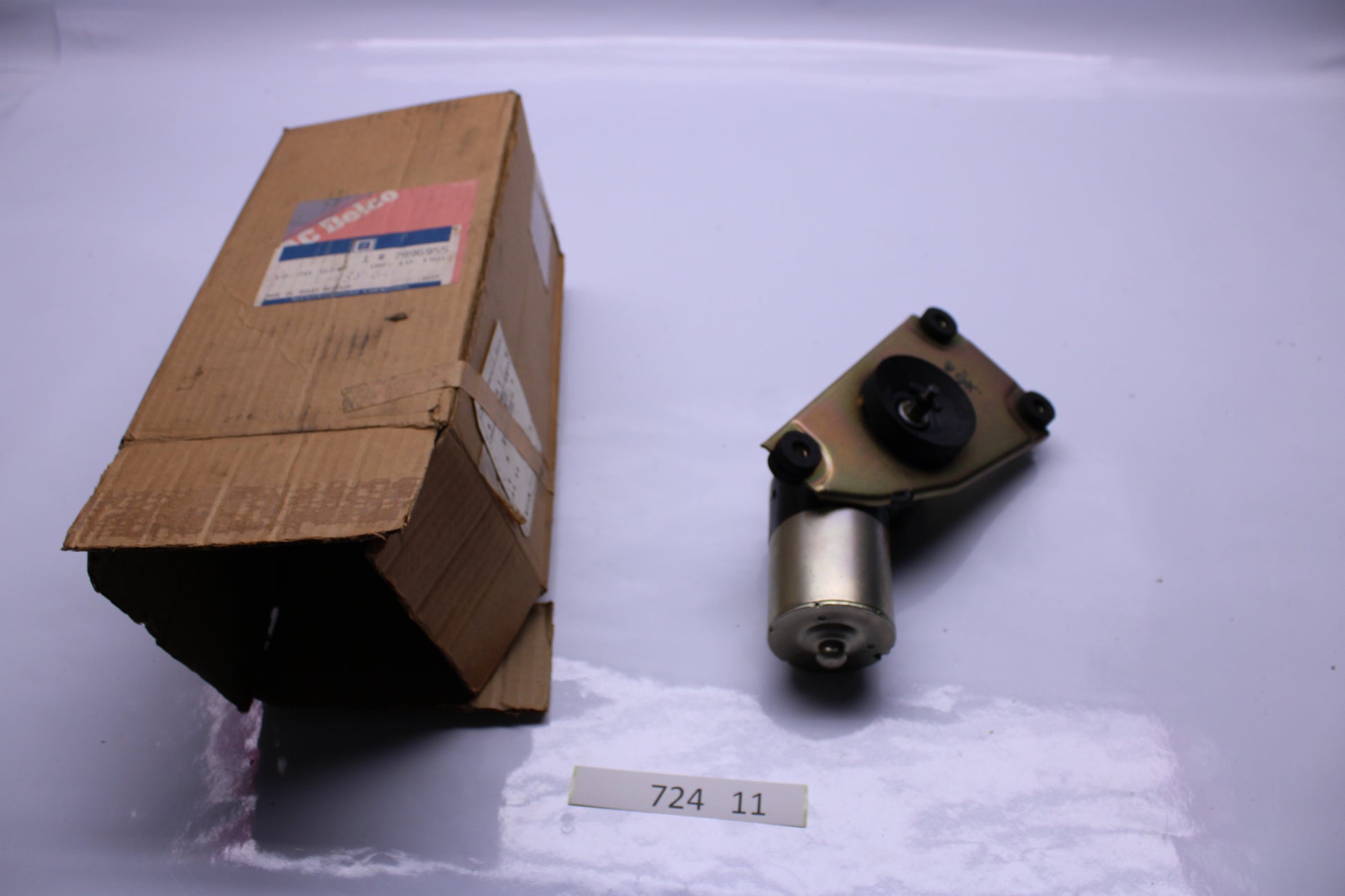 Original Opel Kadett E Wischermotor NOS