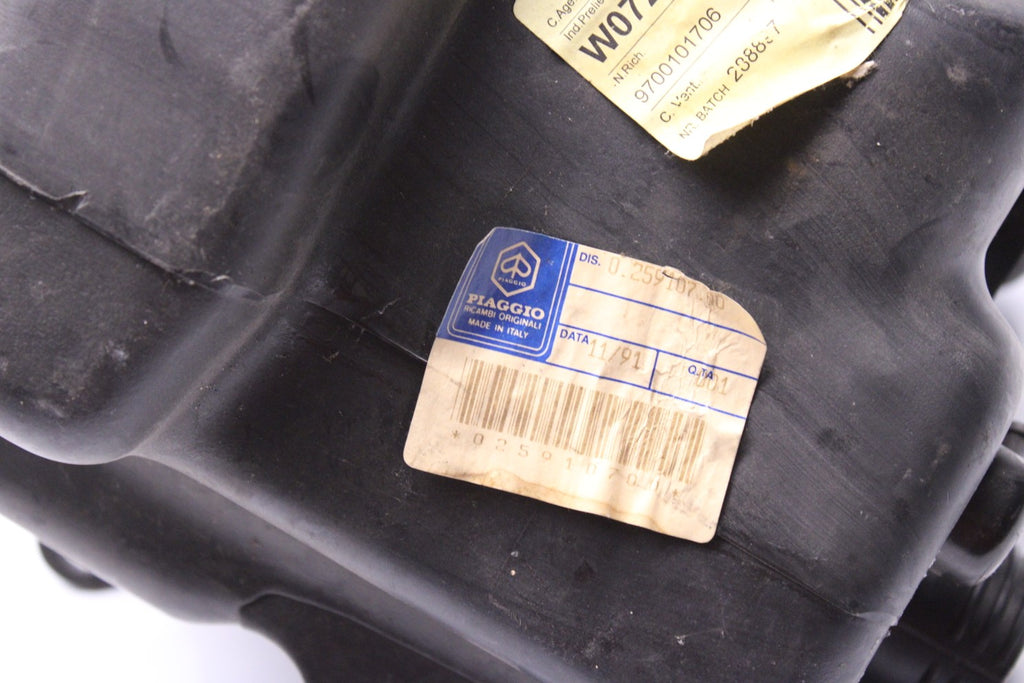 Piaggio Sfera Tank Benzintank NOS