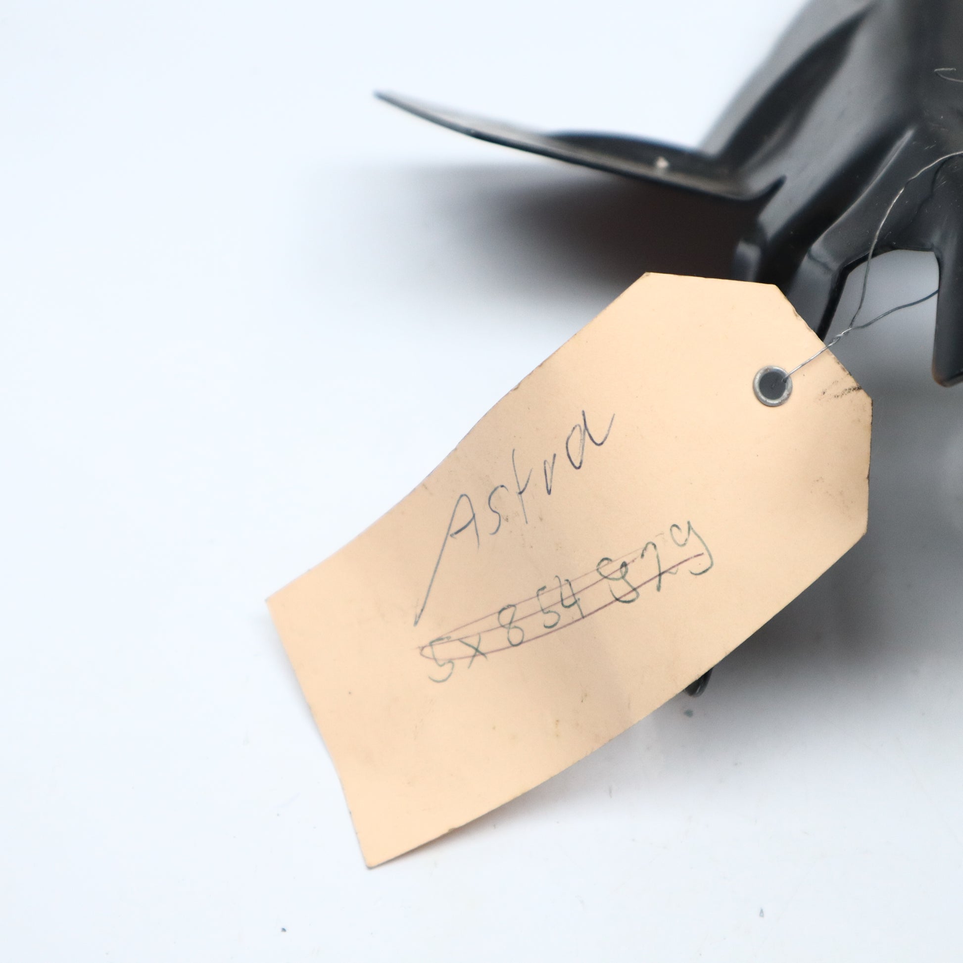 Opel Astra Blech Halter NOS Neu