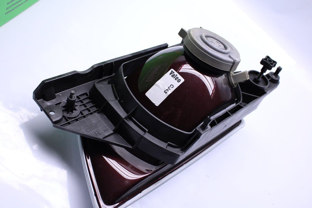 Original Opel Kadett E Scheinwerfer NOS