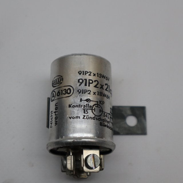 Hella Blinkerrelais 91P2*21cp 18w 6v NEU NOS